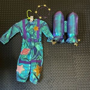Like new pottery barn astronaut costume, light up